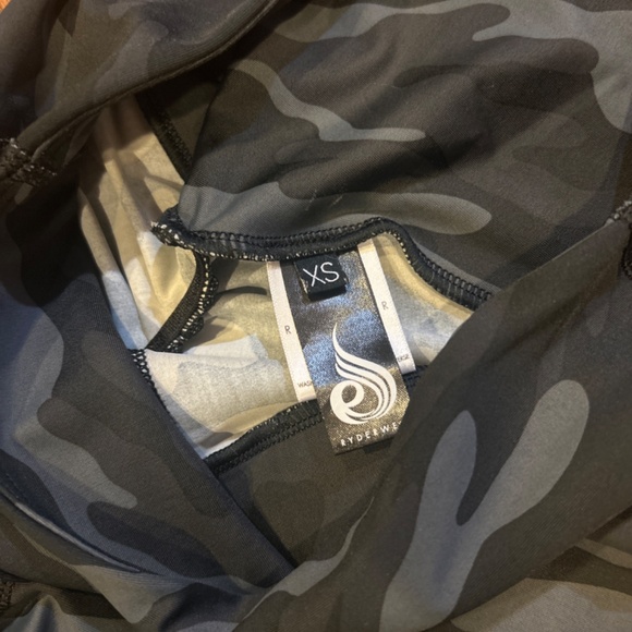 Ryderwear scrunch but leggings - Picture 4 of 6